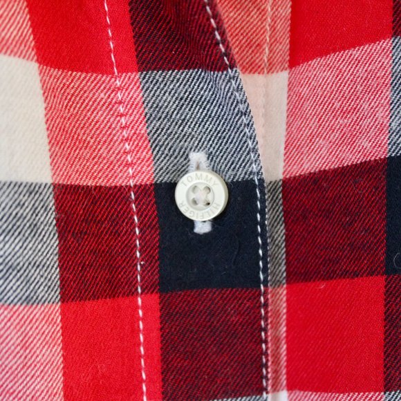 Red Women's Flannel Long Sleeve - Picture 5 of 9